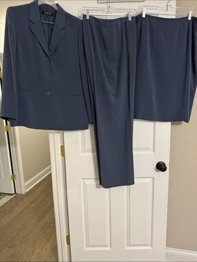 Kasper Women's Navy 3-Piece Pantsuit Set - Jacket, Pants & Skirt